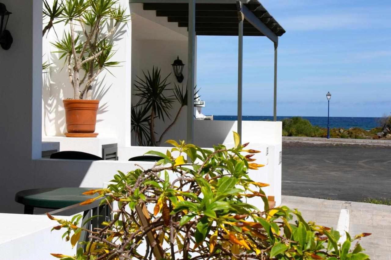 Apartamentos El Charcon Arrieta  Buitenkant foto