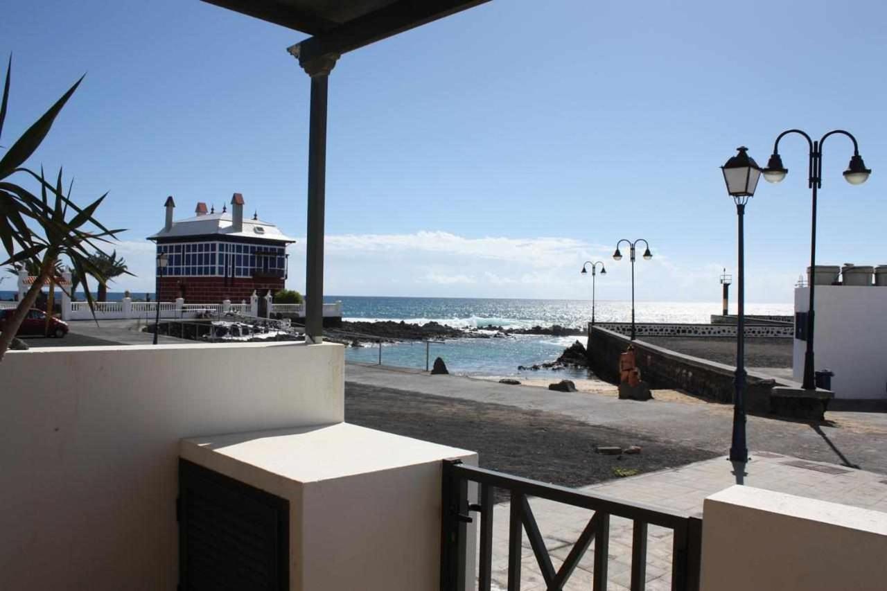 Apartamentos El Charcon Arrieta  Buitenkant foto